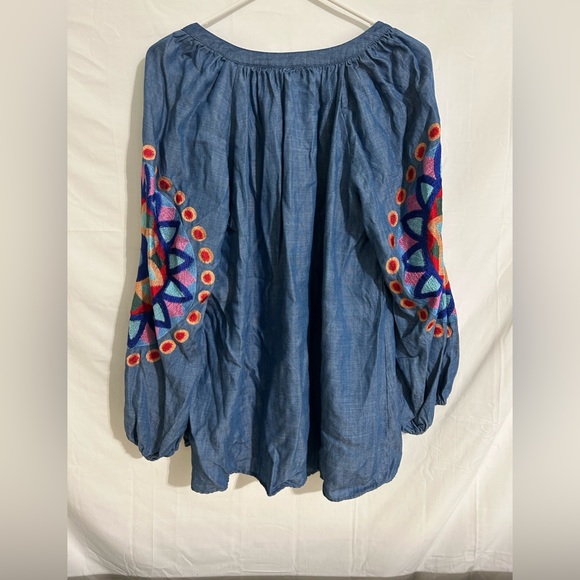 Zara Chambray Embroidered Sleeve Blouse Size XS Deep V Neck Long Sleeve - Picture 4 of 4